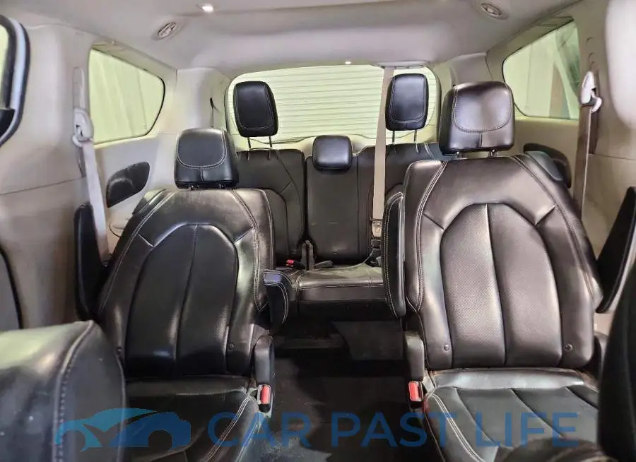 2C4RC1DG3MR512052# 10