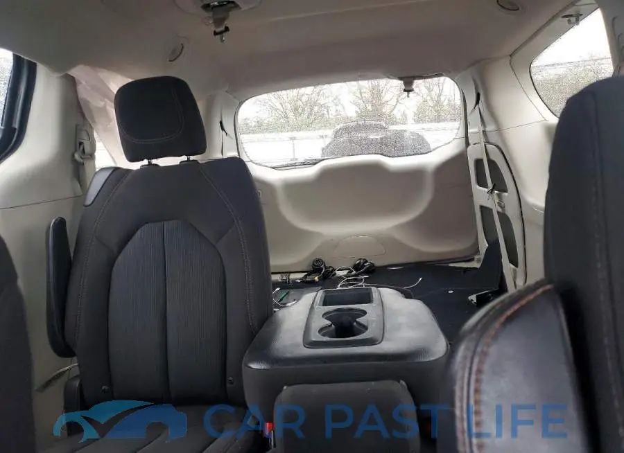2C4RC1FG9JR294062# 10