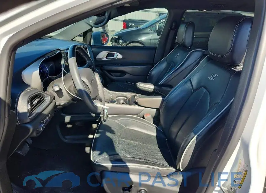 2C4RC1S77NR187412# 7