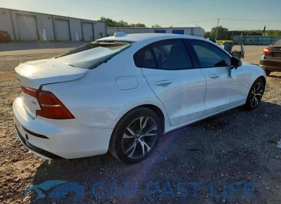 7JRL12FK7PG251356# 3