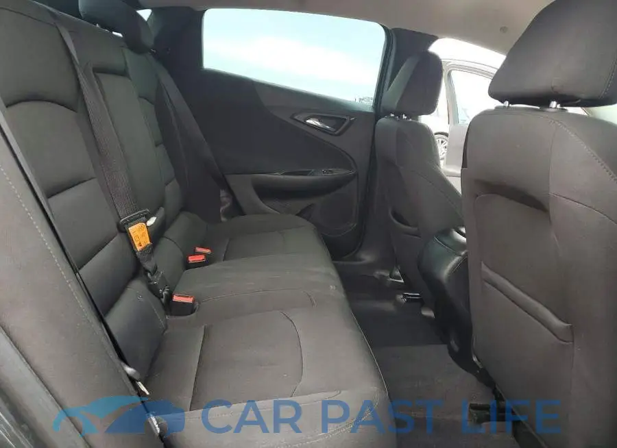 1G1ZB5ST7JF222175# 10