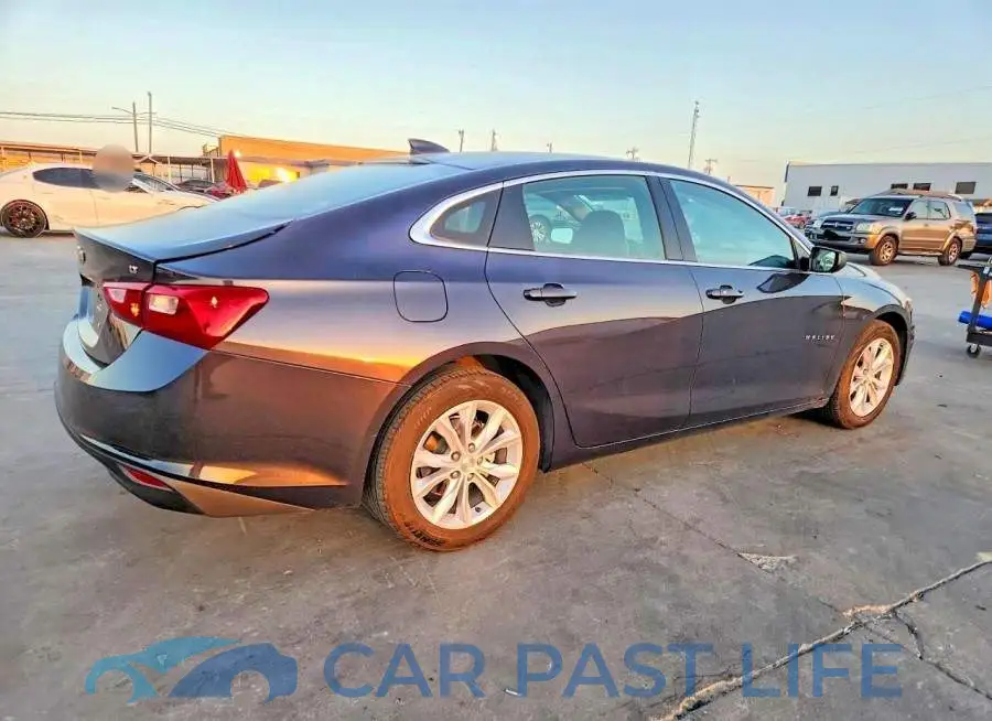 1G1ZD5ST0PF242450# 3