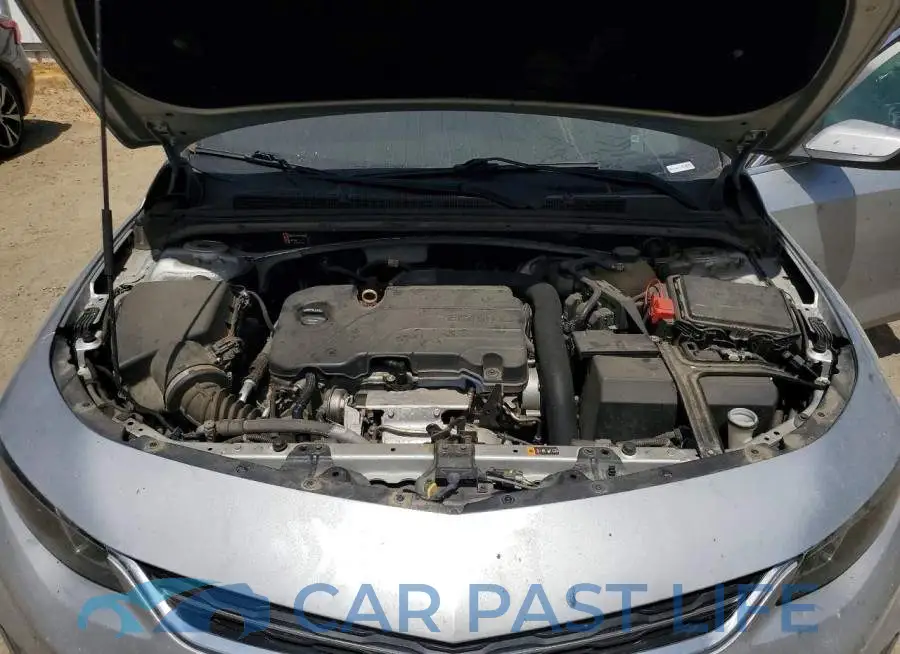 1G1ZD5ST5JF186822# 11