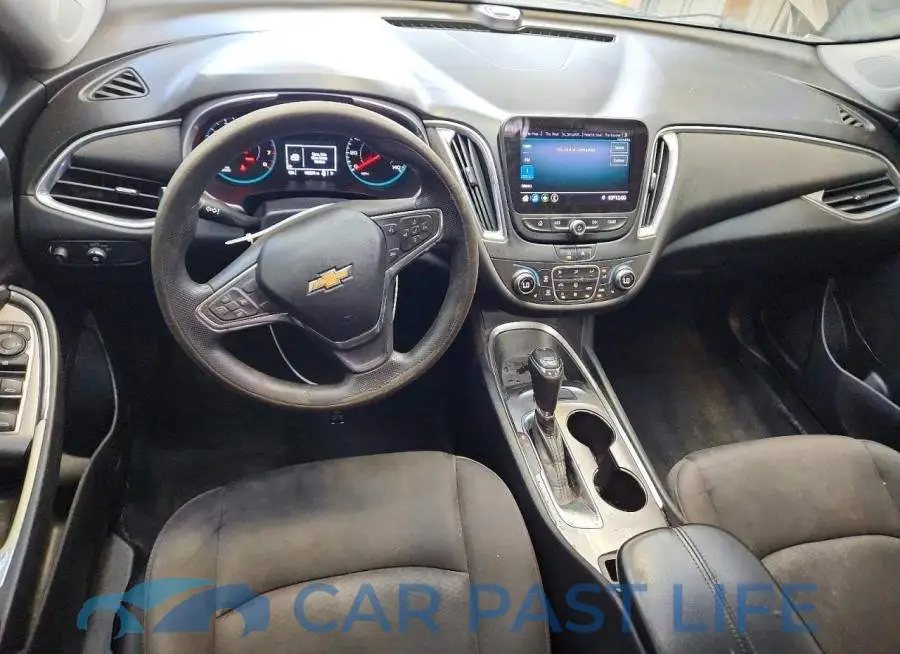 1G1ZD5ST7LF110392# 8