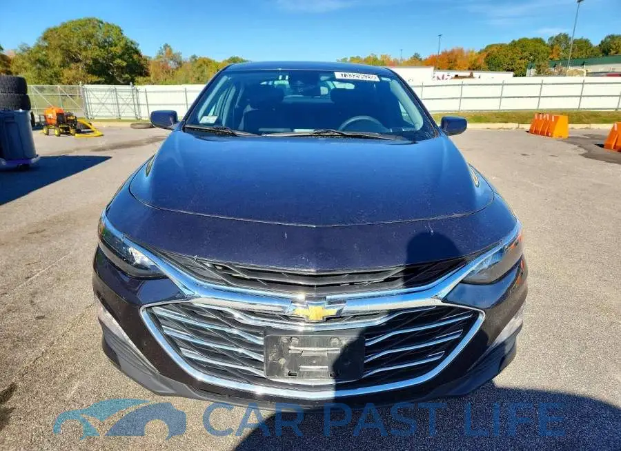 1G1ZD5ST7PF209588# 5