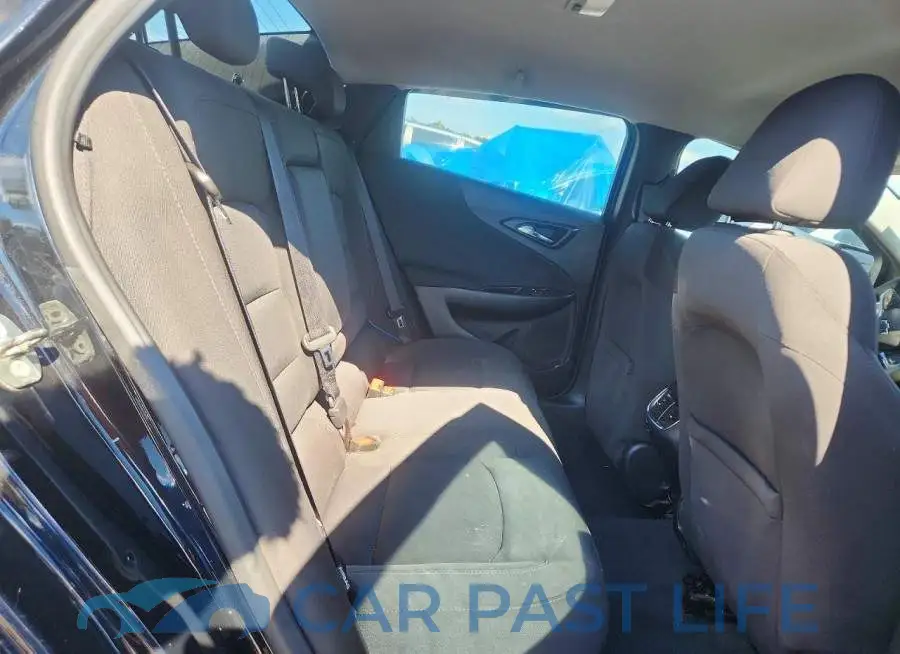 1G1ZD5ST8JF123617# 10