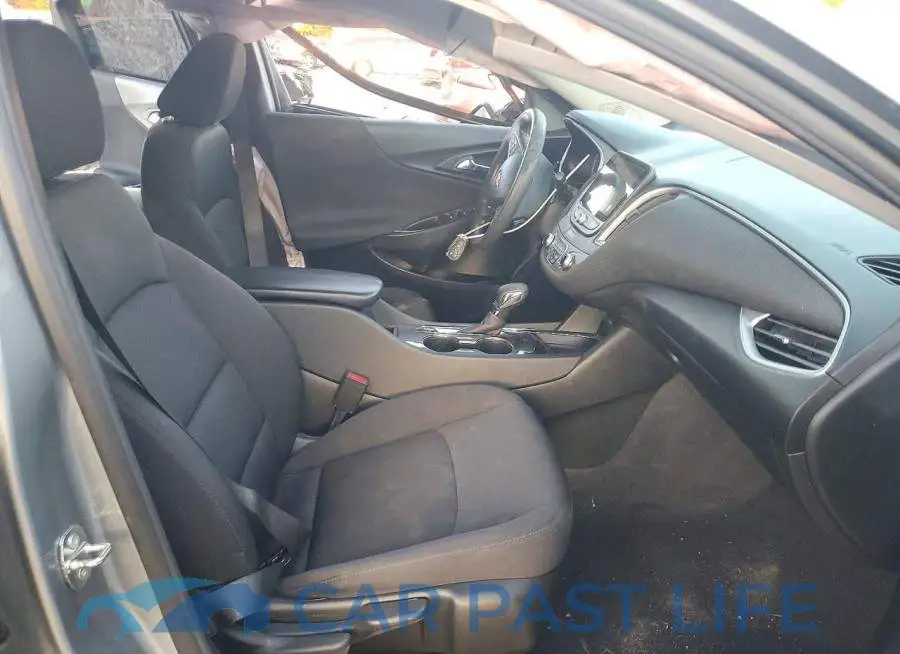 1G1ZD5ST9PF130178# 7