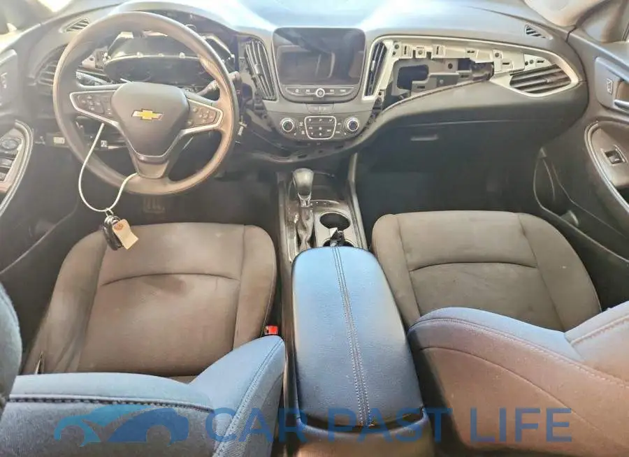 1G1ZD5ST9PF175380# 8