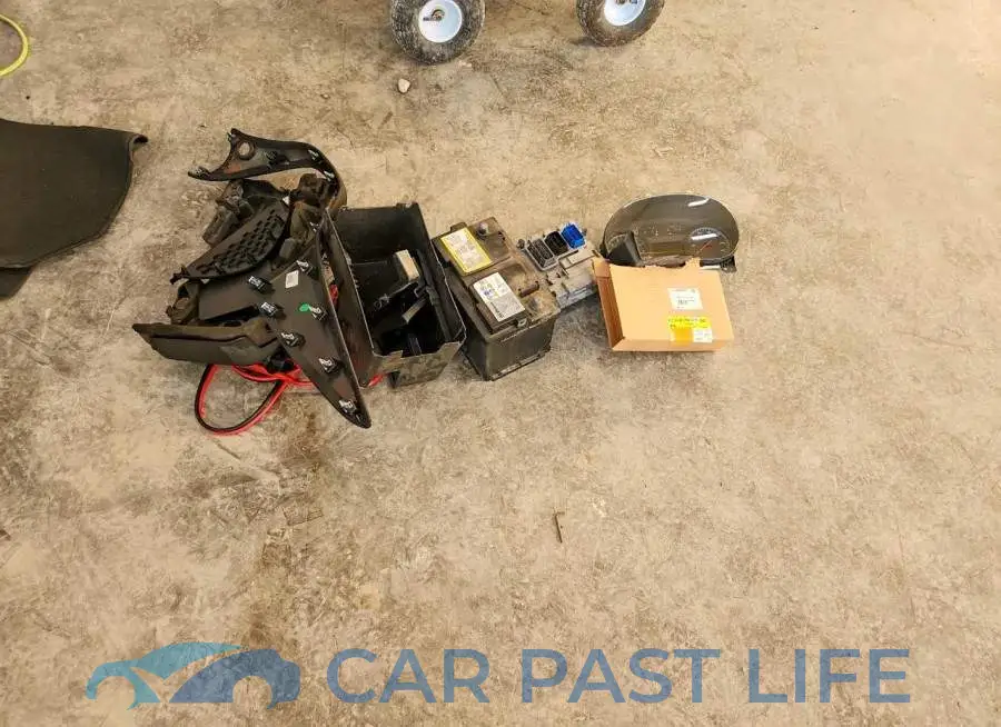 1G1ZD5ST9PF175380# 12