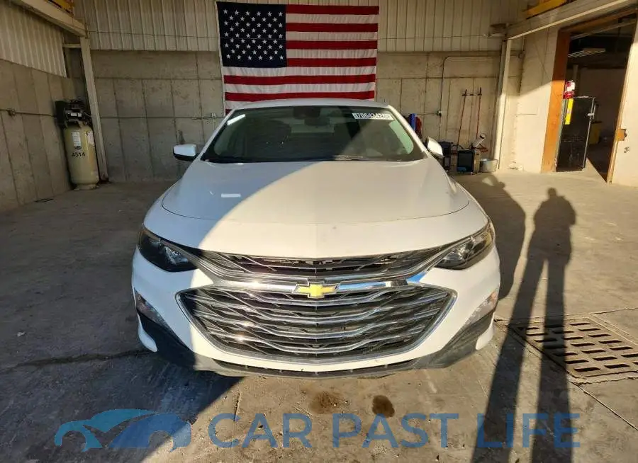 1G1ZD5ST9PF175380# 5