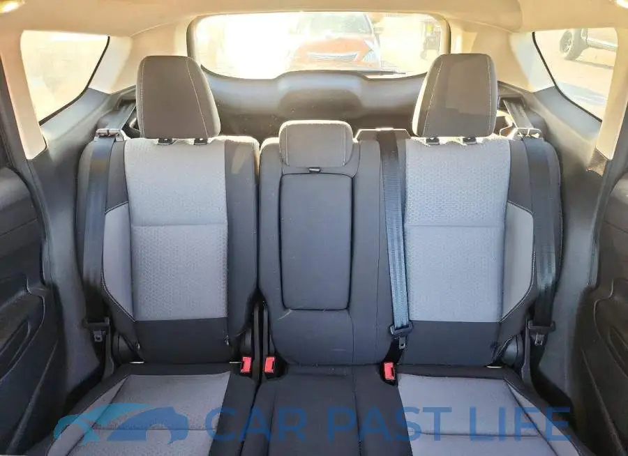 1FMCU9GD1HUA47696# 10