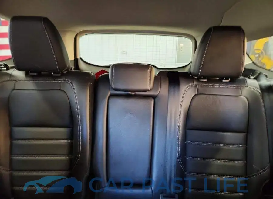 1FMCU9J97KUB51640# 10