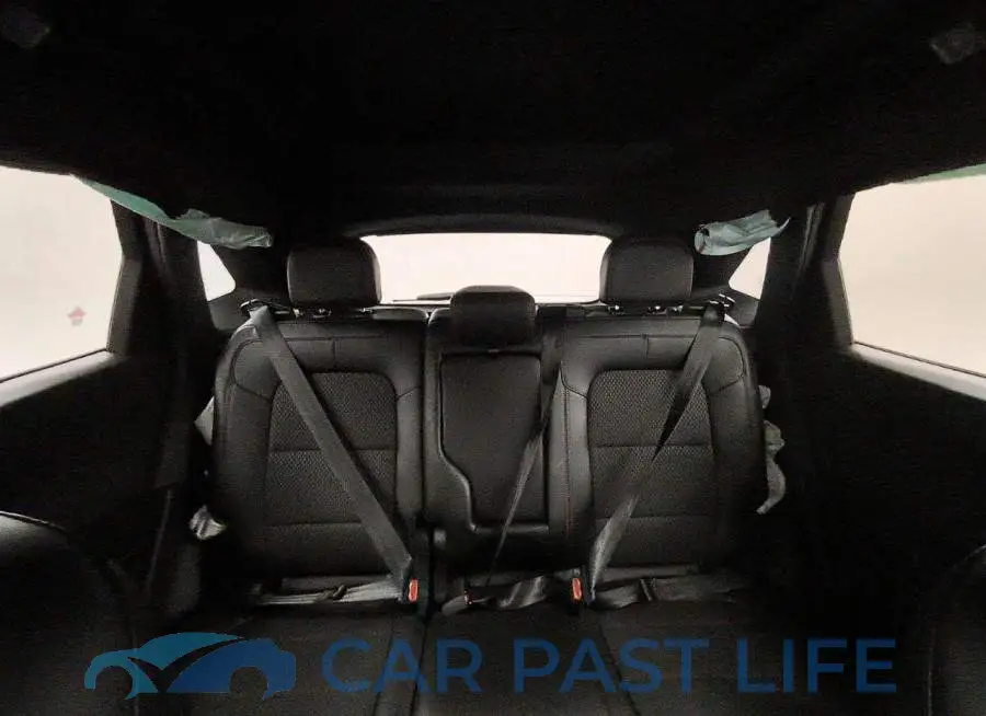 1FMCU9NAXPUA66674# 10
