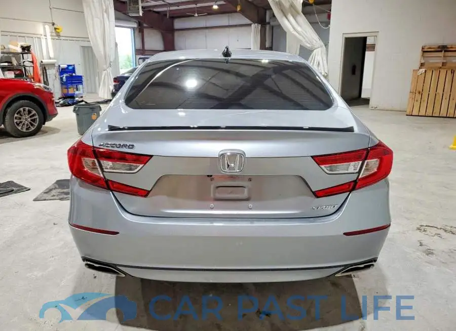 1HGCV1F35NA081859# 6
