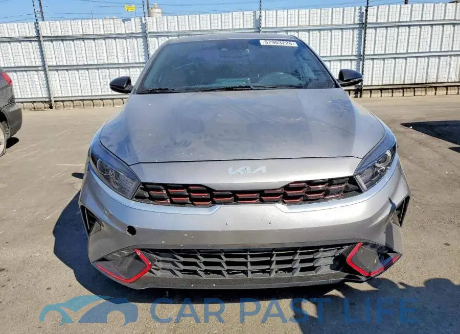 3KPF54AD4PE594114# 5