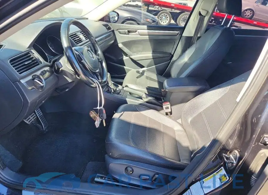 1VWDT7A30HC016359# 7