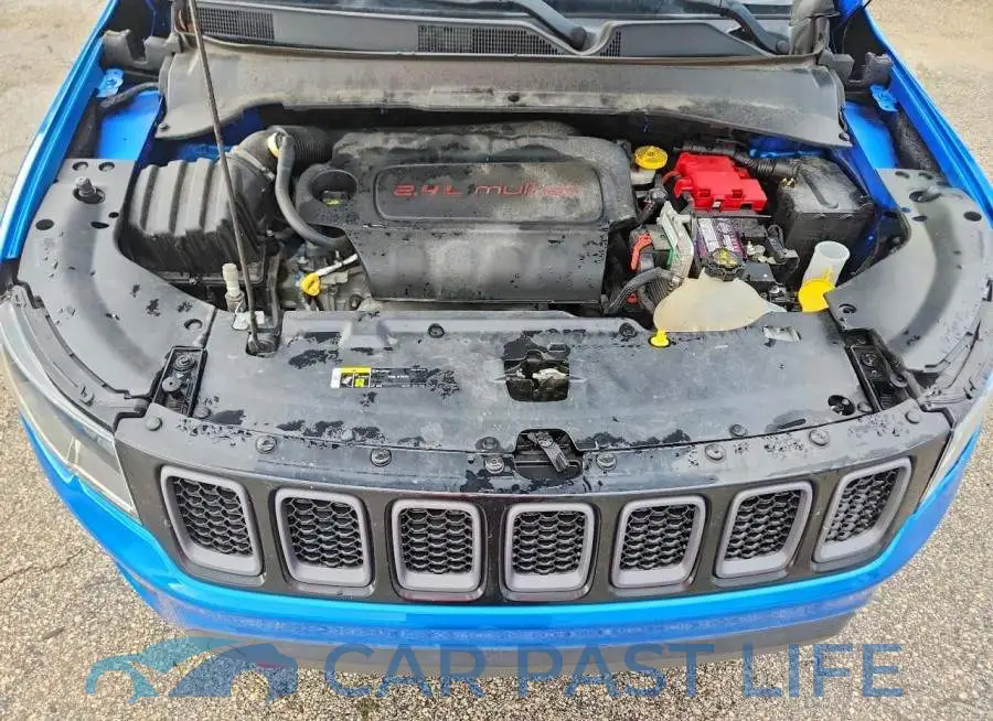 3C4NJDDB3LT223615# 12