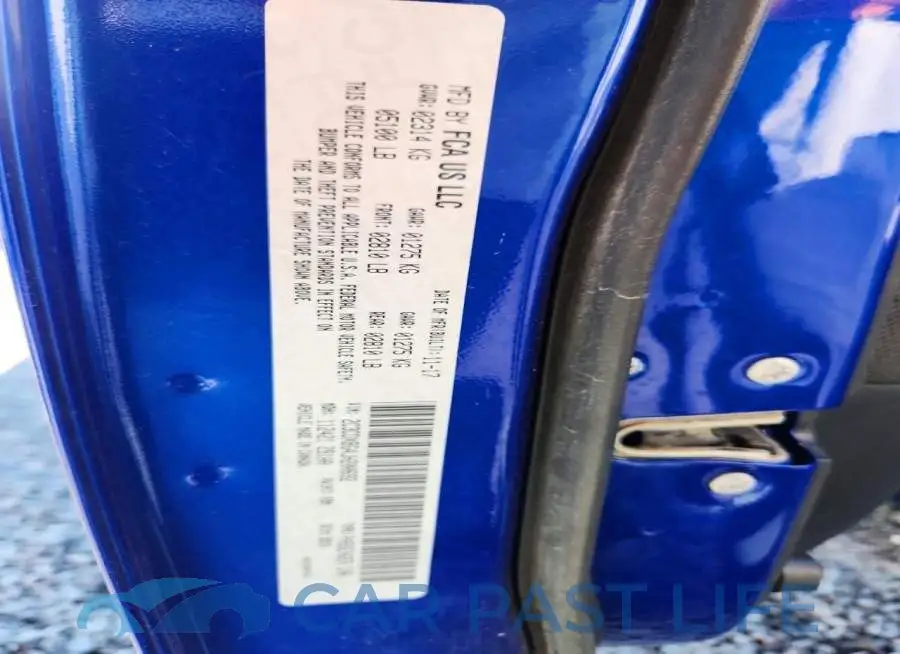 2C3CDXBG4JH200692# 12