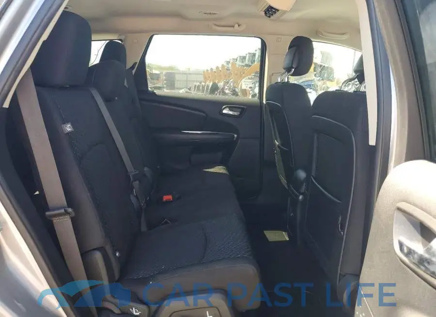 3C4PDCBG1JT218385# 11