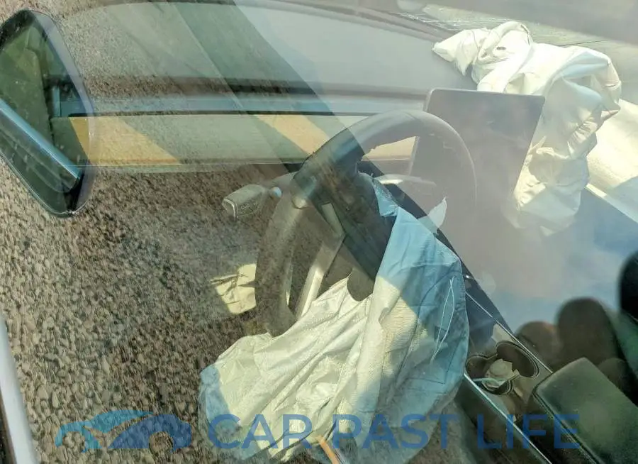 5YJ3E1EB5KF465067# 9