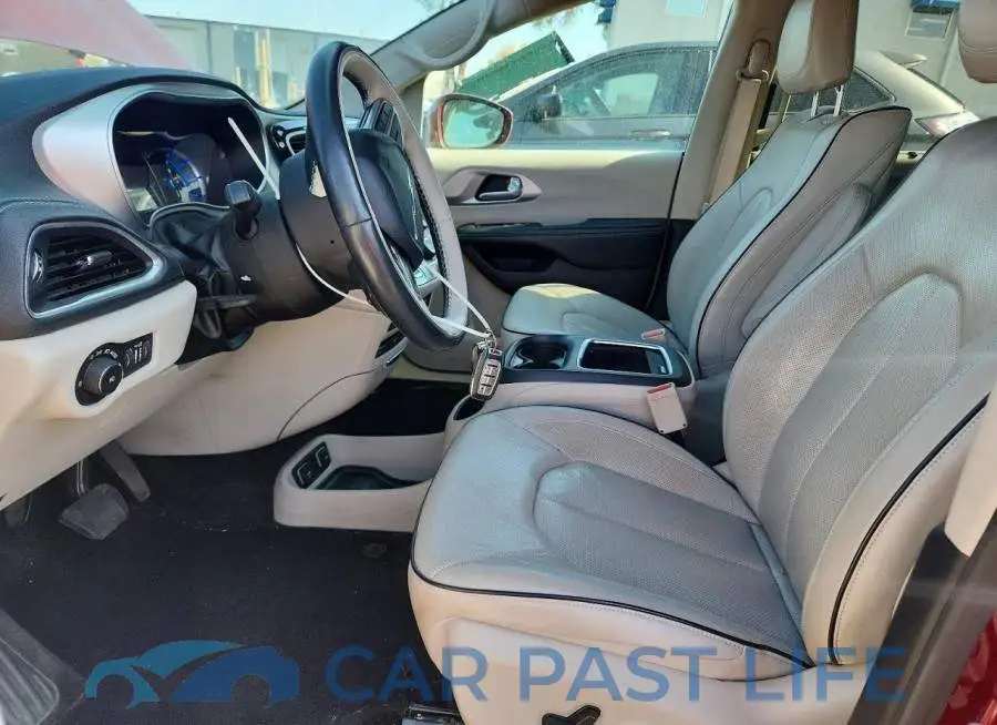 2C4RC1N75JR164300# 7
