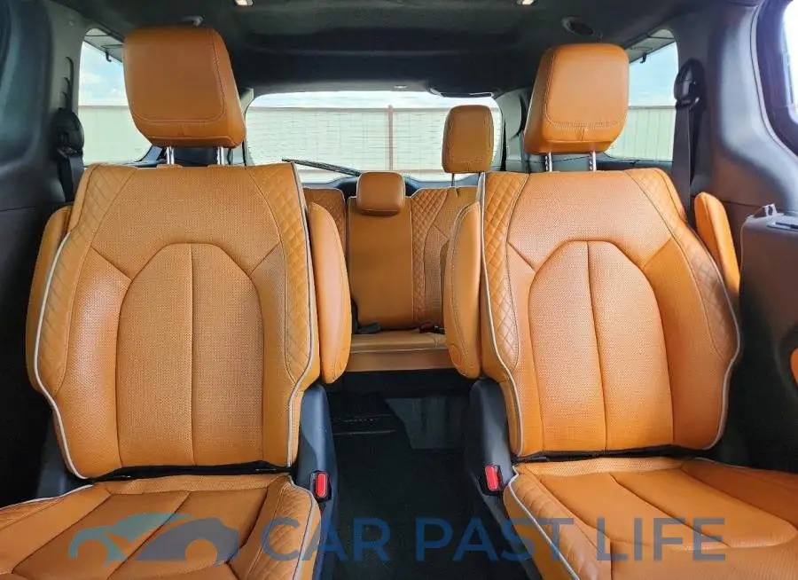 2C4RC1PG7PR501040# 10
