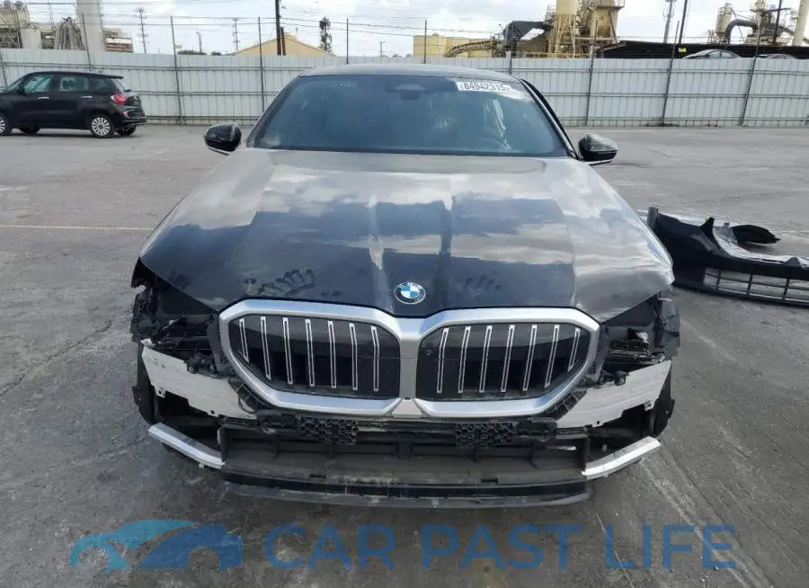 WBA43FJ05RCR67111# 5