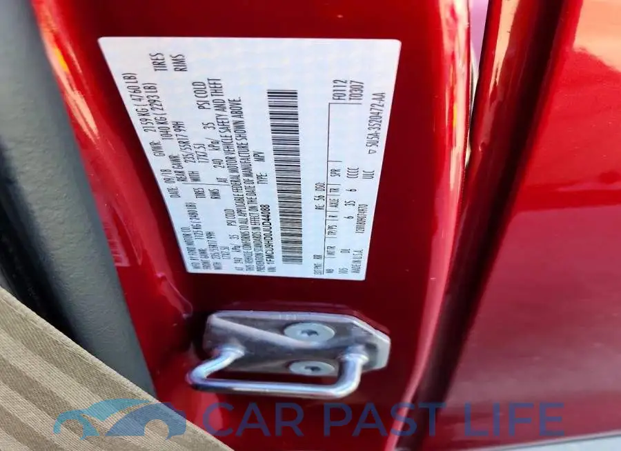 1FMCU9HD0JUD44088# 13