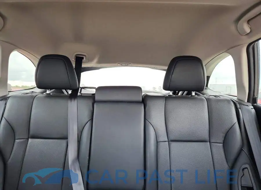 4S4BTGPD6R3110950# 10