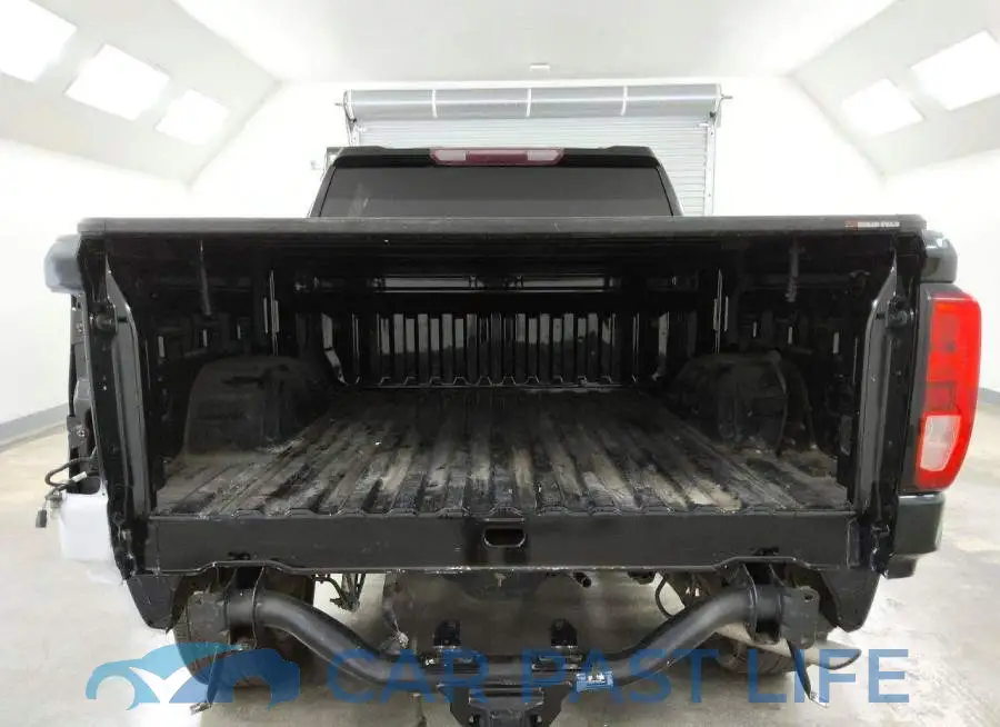 1GTU9BED7LZ203823# 6
