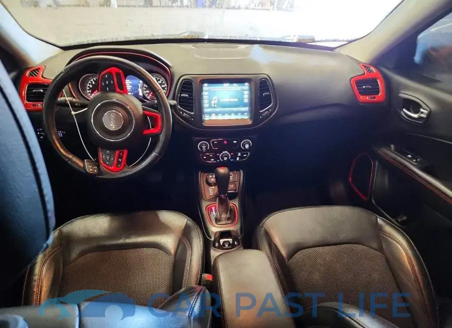 3C4NJDDB8JT417201# 8
