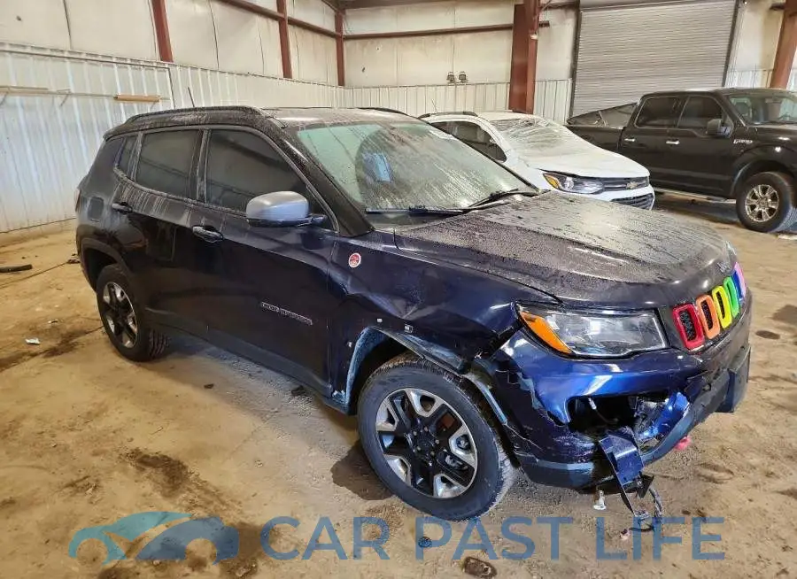 3C4NJDDB8JT417201# 4