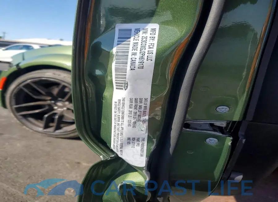 2C3CDXGJ2PH619170# 12
