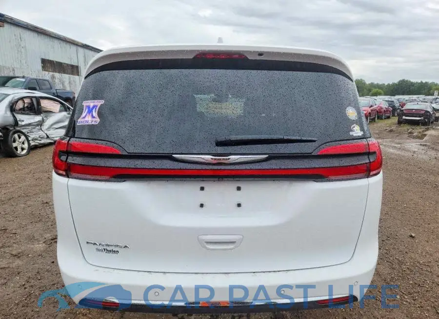 2C4RC1BG6NR141571# 6