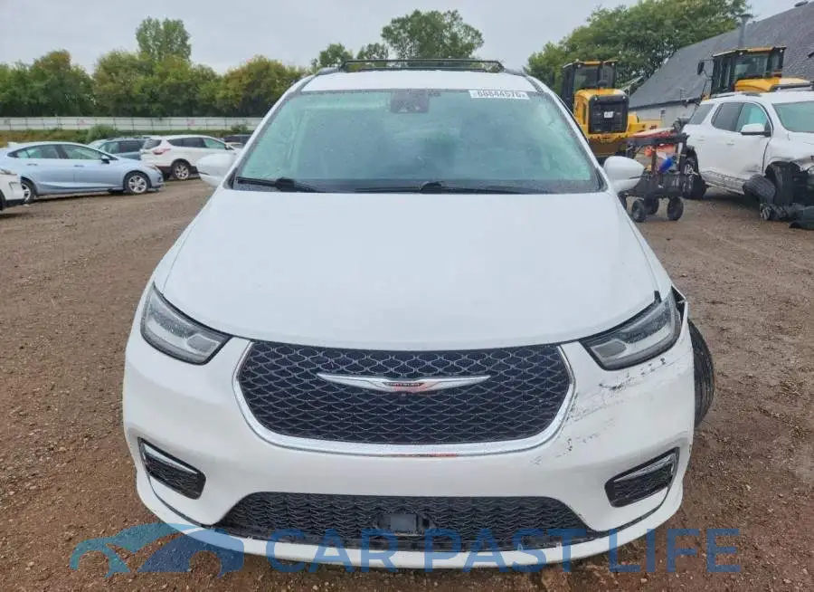 2C4RC1BG6NR141571# 5