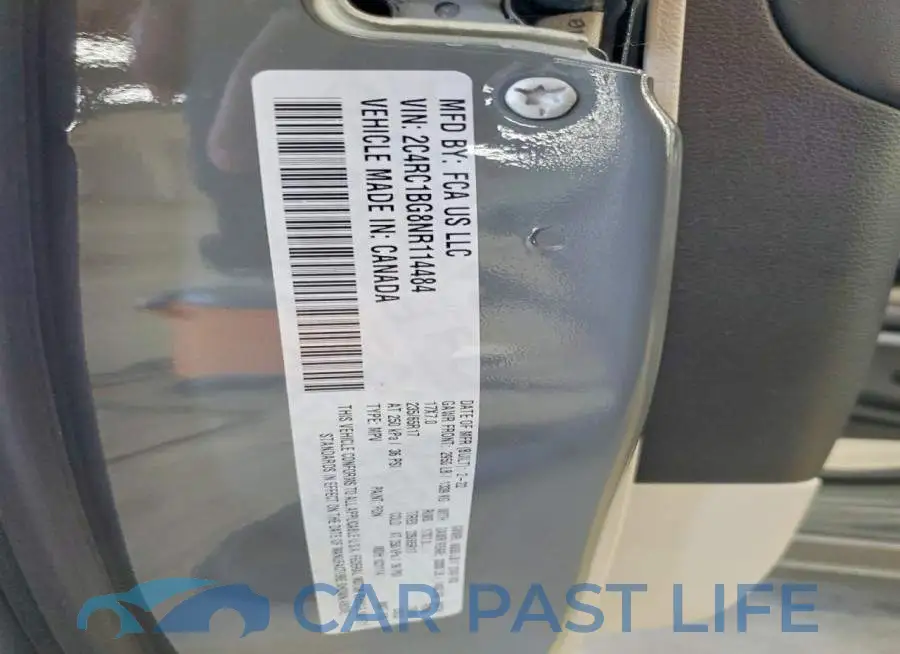 2C4RC1BG8NR114484# 13