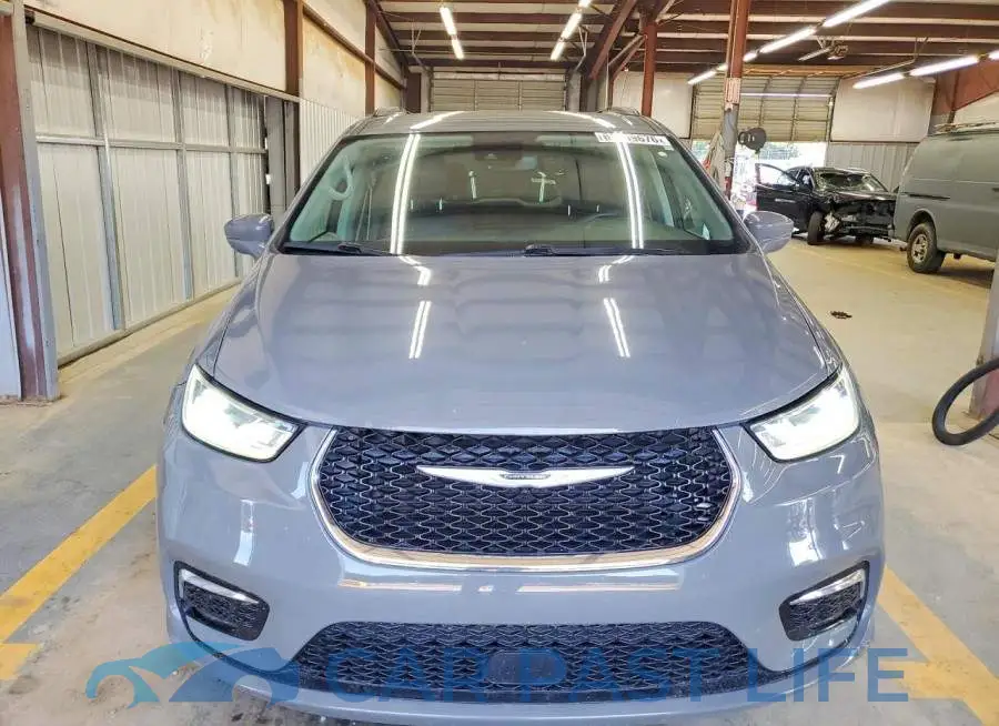 2C4RC1BG8NR114484# 5