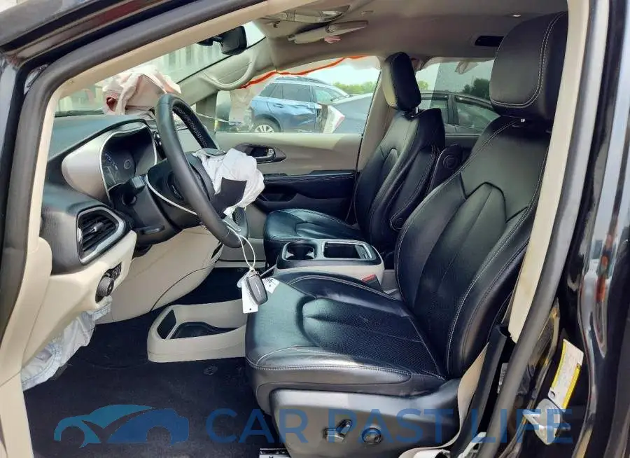 2C4RC1BG9NR128734# 7