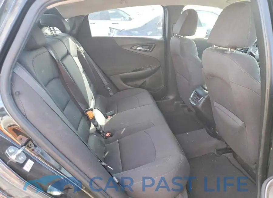 1G1ZD5ST5KF176874# 10