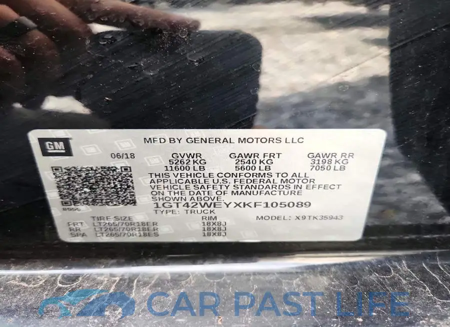 1GT42WEYXKF105089# 12