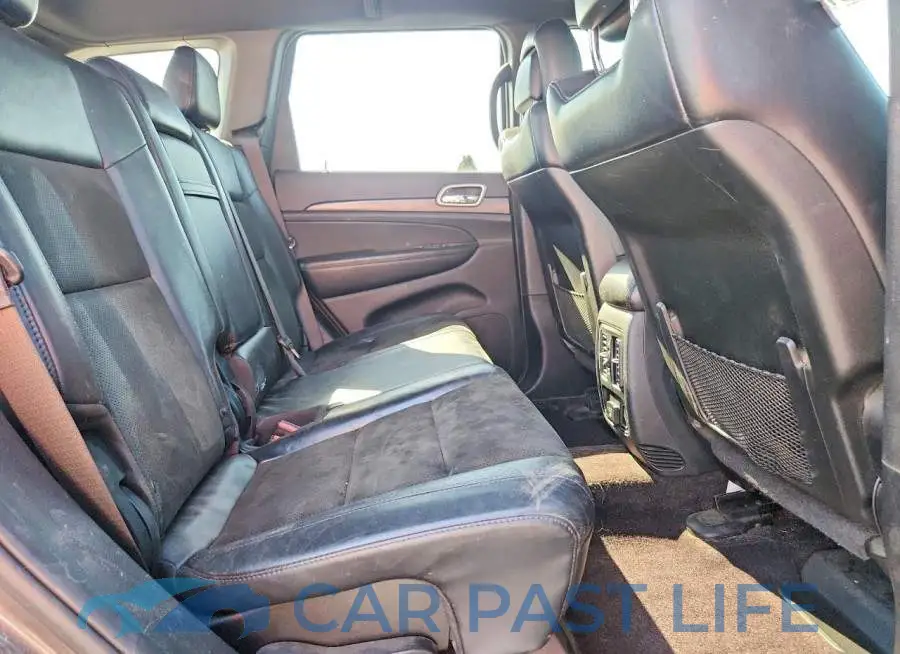 1C4RJFAG6KC592072# 11