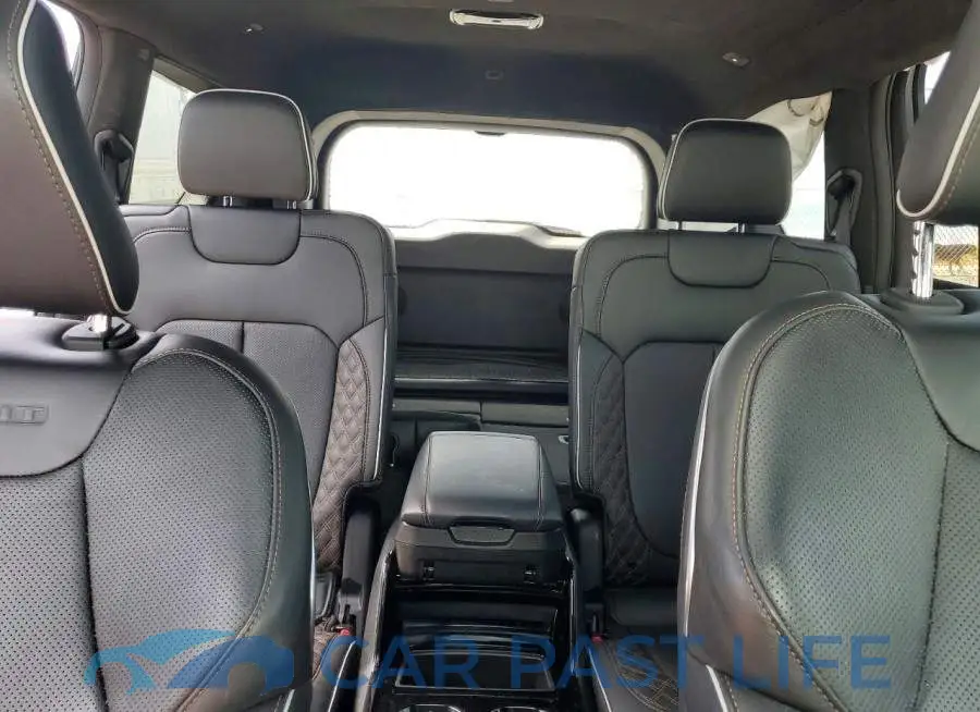 1C4RJKEG4P8770820# 10