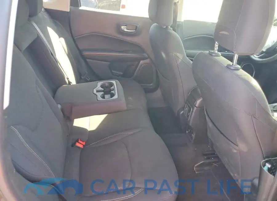 3C4NJCAB4JT420692# 11