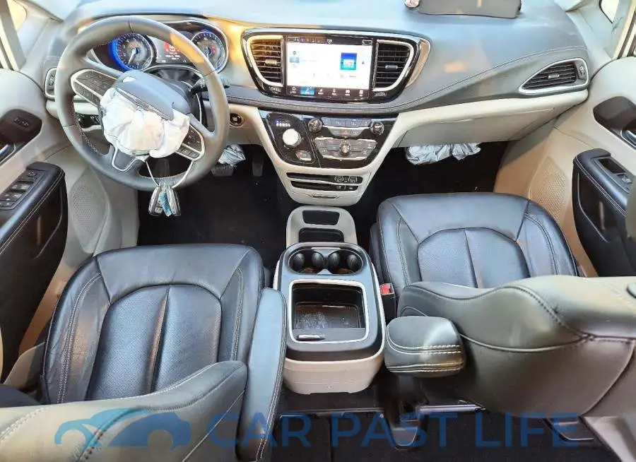 2C4RC1BG8NR106918# 8
