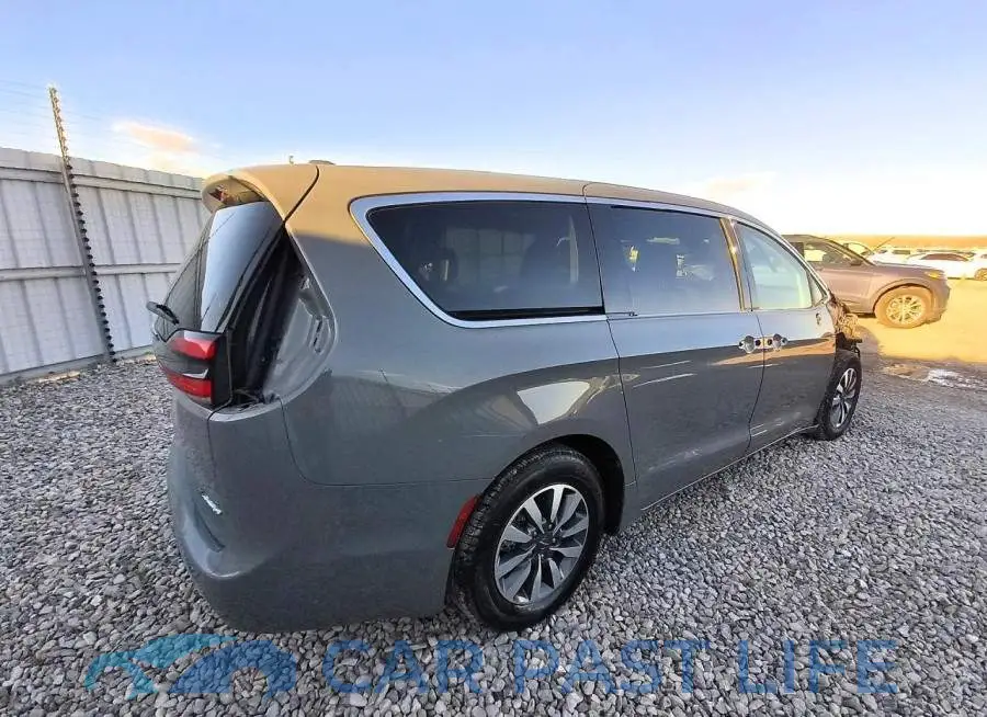 2C4RC1L70NR184172# 3