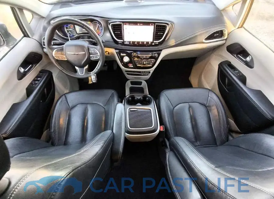 2C4RC1L70NR184172# 8