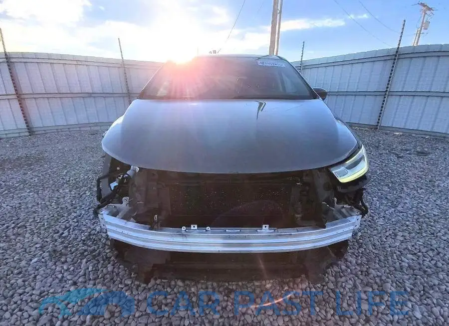 2C4RC1L70NR184172# 5