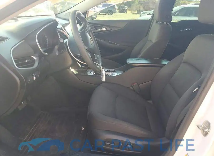 1G1ZD5ST7RF117111# 7