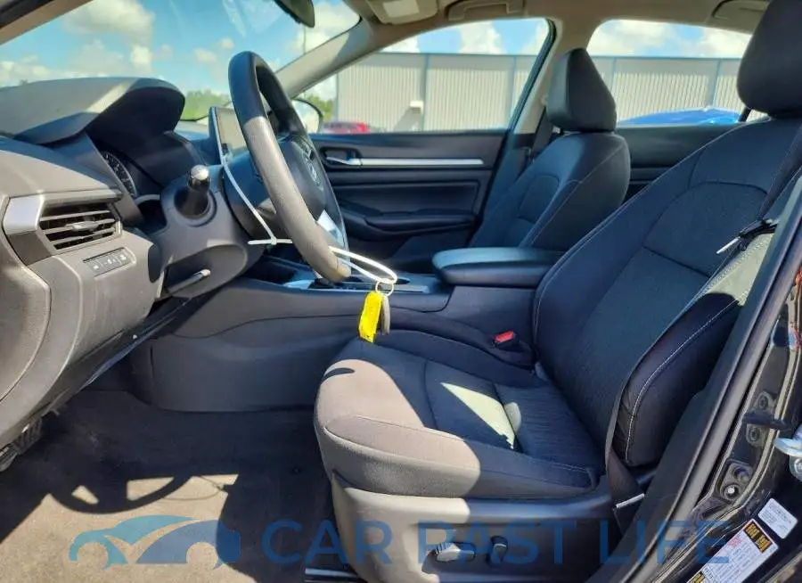 1N4BL4DV5NN309377# 7