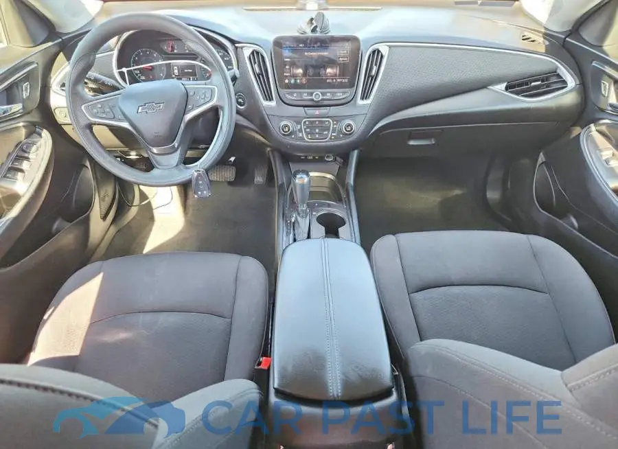 1G1ZD5ST2KF175052# 8